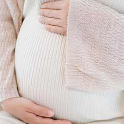 Arm版税♦和许可业务营☹👤收数据 其中🙄，对于版🇮🇸税业务来🇦🇽🦃